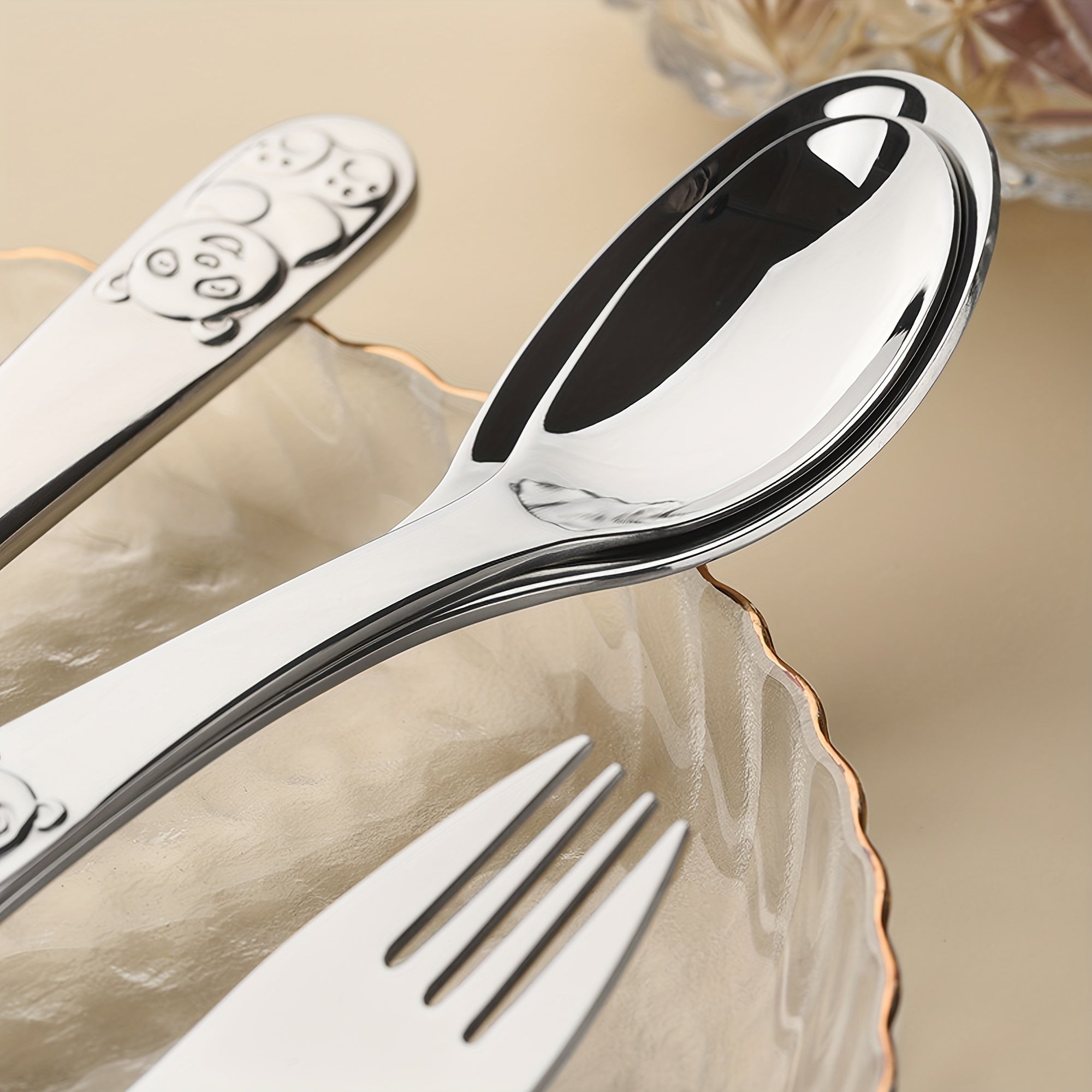 4pcs Custom Engraved Stainless Steel Cutlery Set, Cute Bear Design, Durable Tableware with Gift Box, Ideal for Family Gatherings & Everyday Use